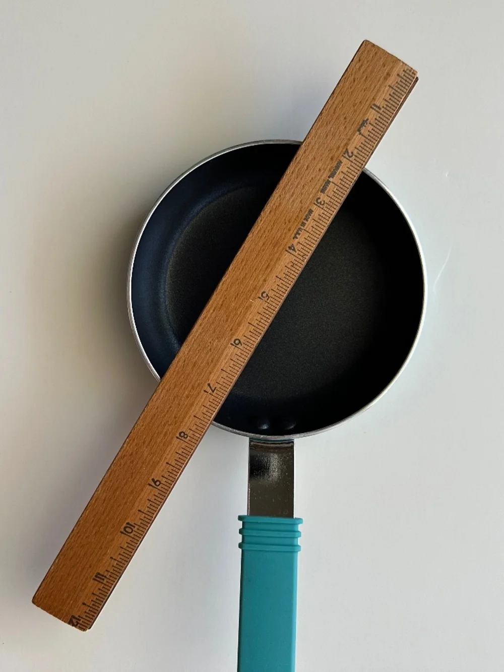 EUC Small Non-stick Frying Pan